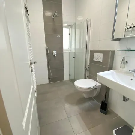 Holiday Apartment Эссен Экстерьер фото